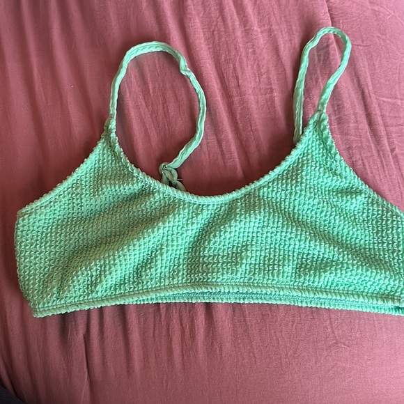 Neon green bikini - Picture 2 of 6